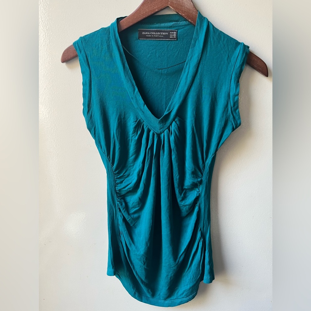 3/$25 Zara emerald green sleeveless top size medium